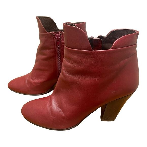 Megumi Ochi Red Soft Leather Ankle Boots Round Toe Chunky Heel Sz 40 Sz 8.5 - Picture 2 of 10